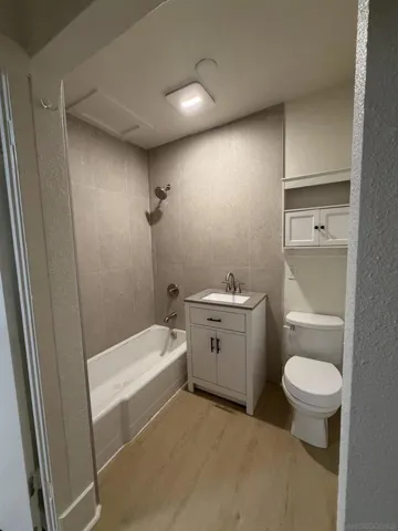 2473 Market 7, San Diego, California 92102