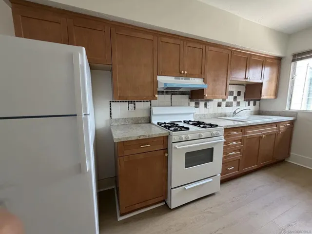 2473 Market 7, San Diego, California 92102