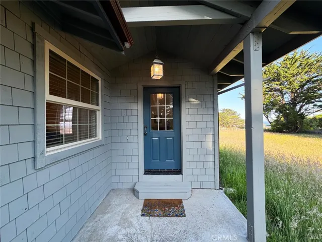 34201 Pacific Reefs Road, Albion, California 95410