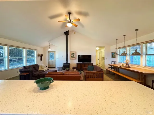 34201 Pacific Reefs Road, Albion, California 95410