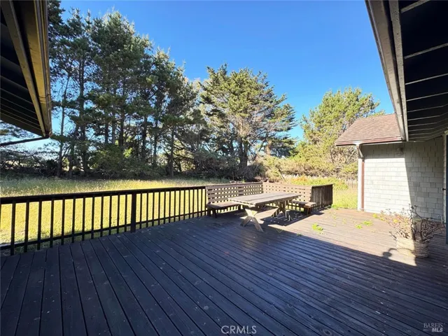 34201 Pacific Reefs Road, Albion, California 95410