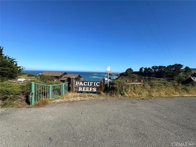 34201 Pacific Reefs Road, Albion, California 95410