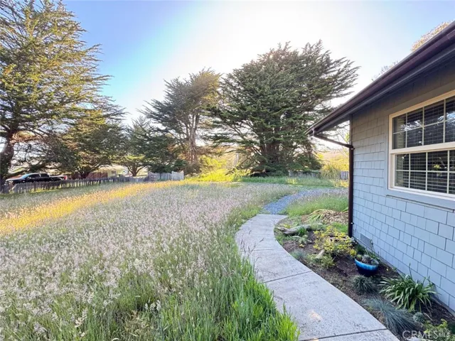 34201 Pacific Reefs Road, Albion, California 95410