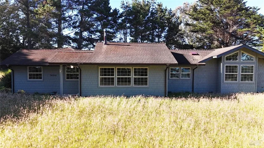 34201 Pacific Reefs Road, Albion, California 95410