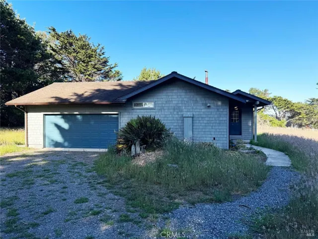 34201 Pacific Reefs Road, Albion, California 95410