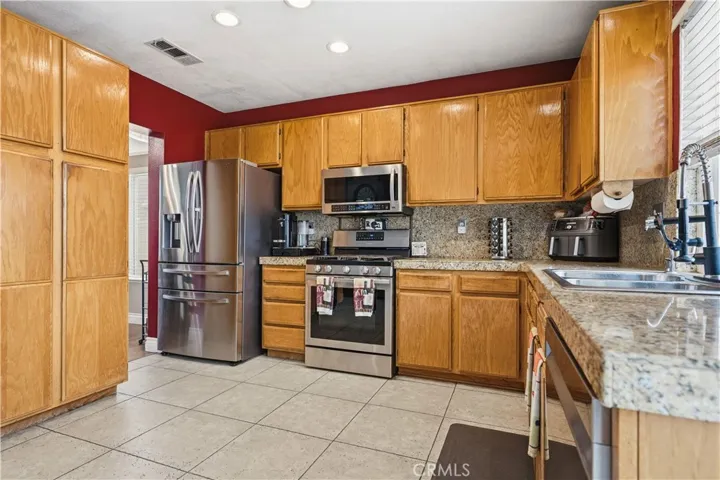 16861 Via Lunado, Moreno Valley, California 92551
