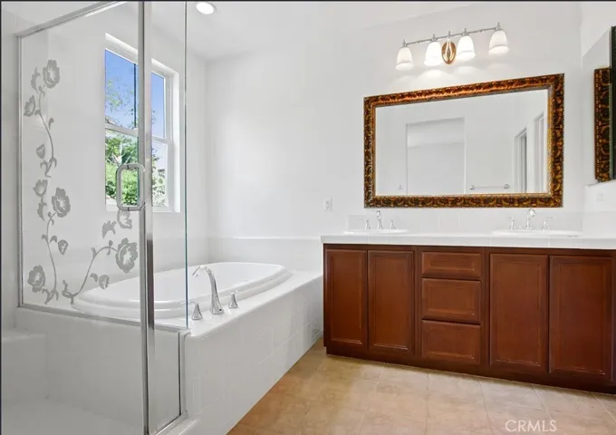 46 Playa Circle J, Aliso Viejo, California 92656