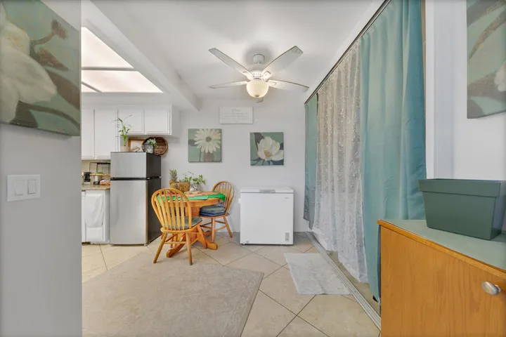 36 APT B DINING MLS