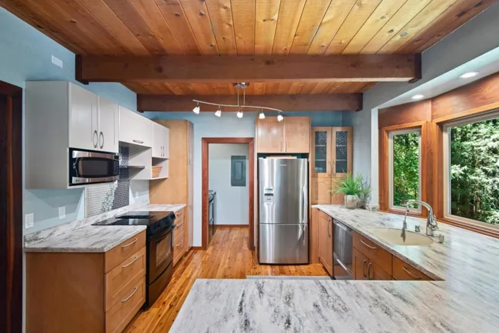 17388 Tressel Pass Road, Boulder Creek, California 95006