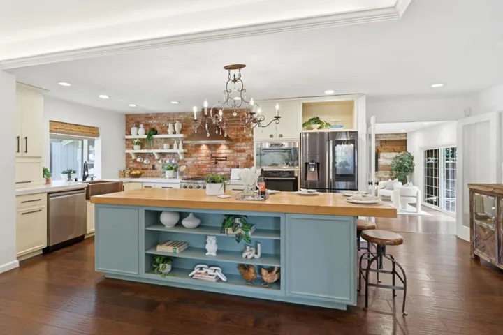 1645 Blackhawk Drive, Sunnyvale, California 94087