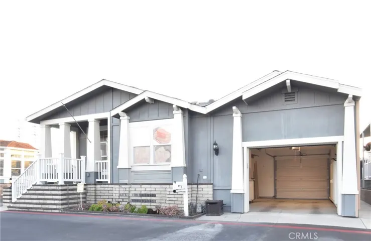 9850 Garfield Avenue 53, Huntington Beach, California 92646