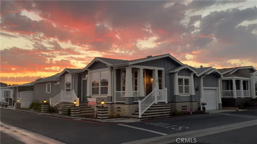 9850 Garfield Avenue 53, Huntington Beach, California 92646