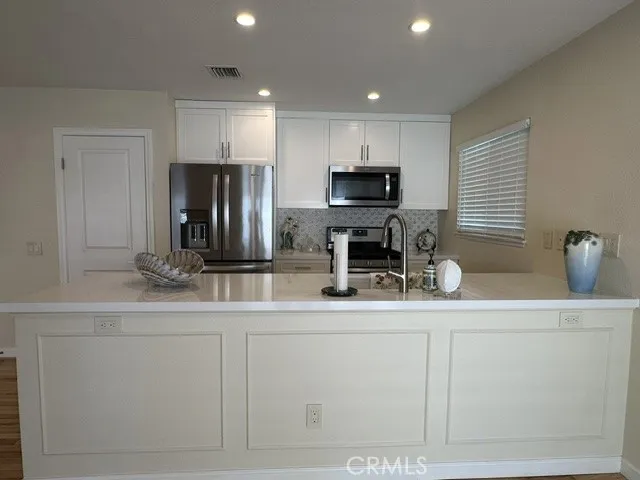 5331 Argos, Agoura Hills, California 91301