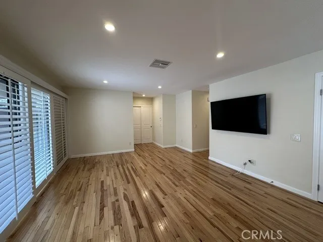 5331 Argos, Agoura Hills, California 91301
