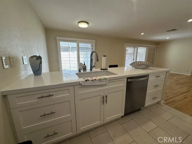 5331 Argos, Agoura Hills, California 91301