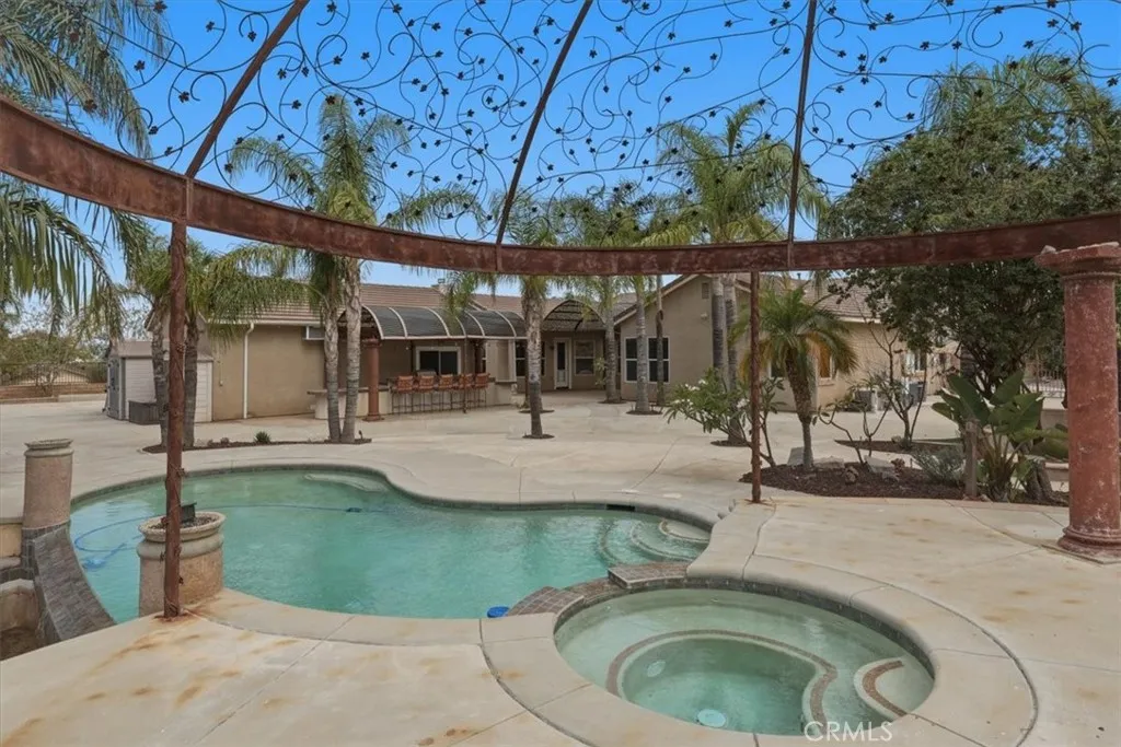 Pool/Spa View