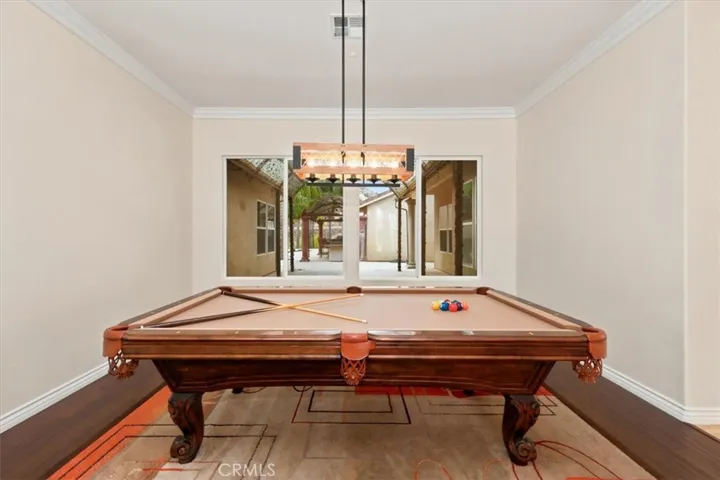 Living Room/Game Room
