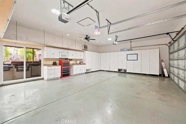 Garage with Cabinets