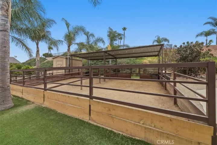 Horse Corrals with shelter
