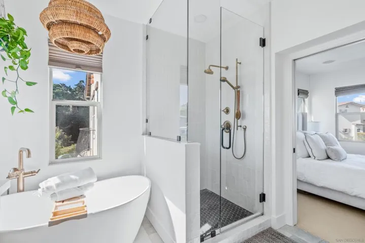 669 Calypso Pl, Encinitas, California 92024