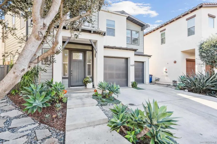 669 Calypso Pl, Encinitas, California 92024
