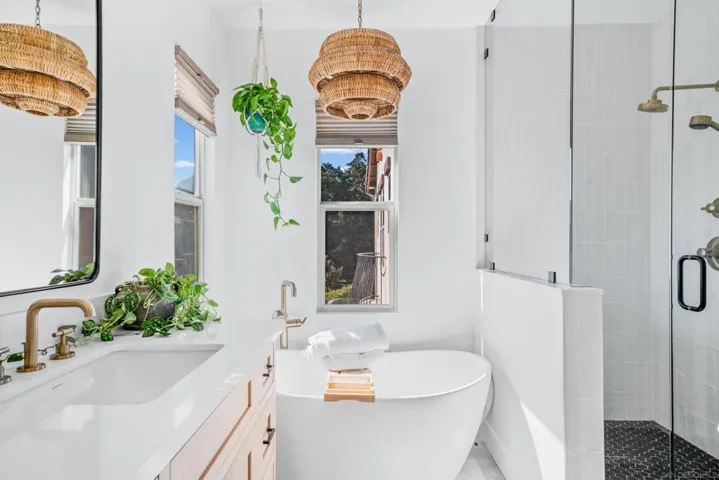 669 Calypso Pl, Encinitas, California 92024