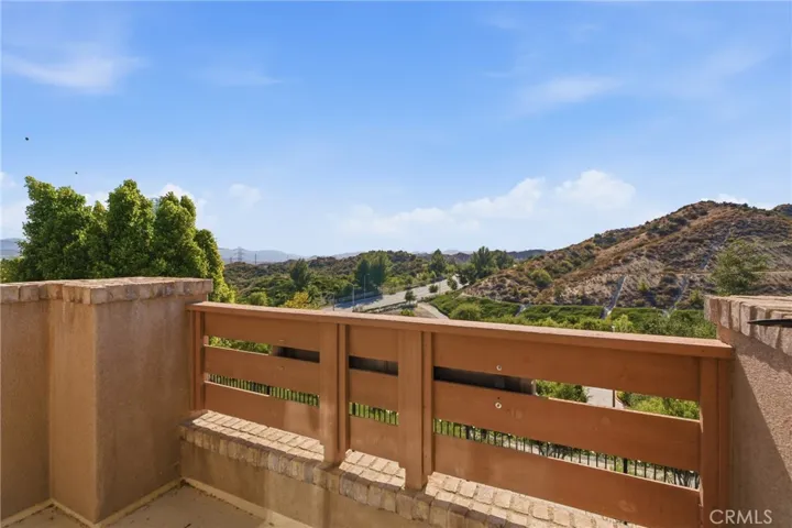 28107 Anvil, Valencia, California 91354