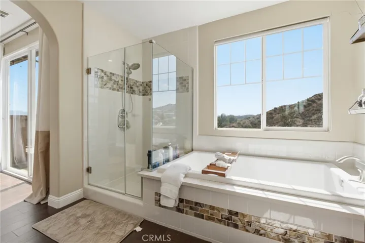 28107 Anvil, Valencia, California 91354