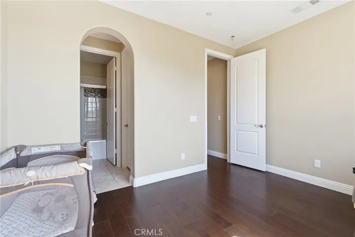 28107 Anvil, Valencia, California 91354