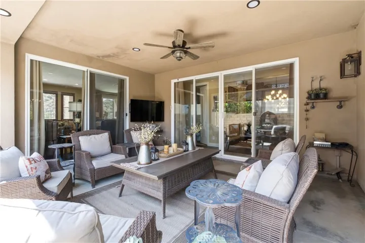 28107 Anvil, Valencia, California 91354