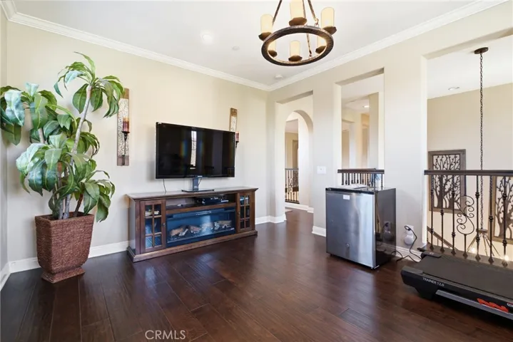 28107 Anvil, Valencia, California 91354