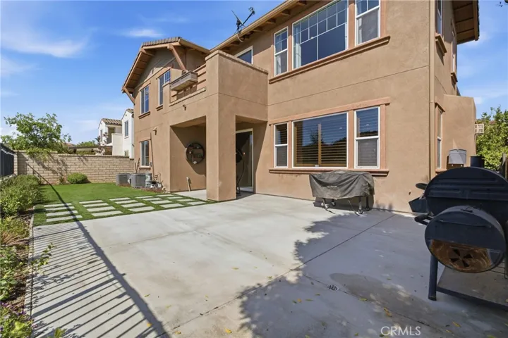 28107 Anvil, Valencia, California 91354