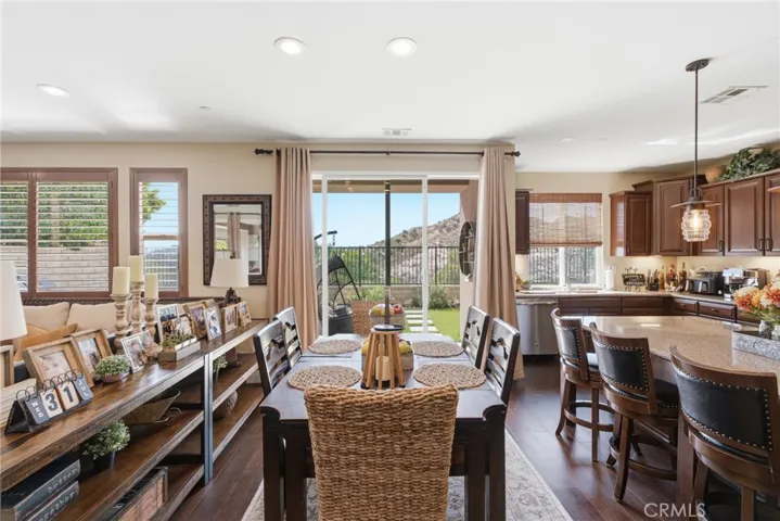 28107 Anvil, Valencia, California 91354