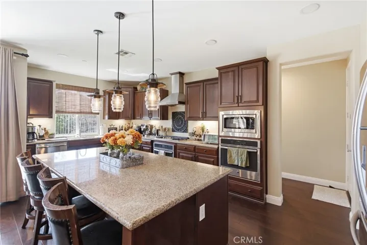 28107 Anvil, Valencia, California 91354