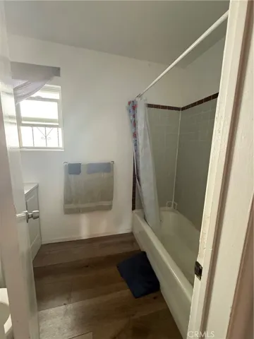 1135 W 95th, Los Angeles, California 90044