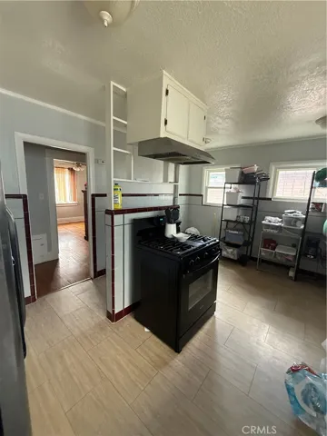 1135 W 95th, Los Angeles, California 90044