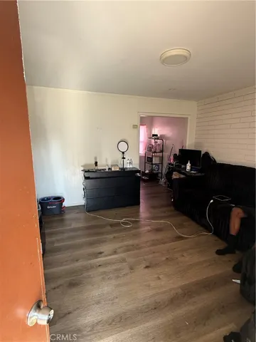 1135 W 95th, Los Angeles, California 90044