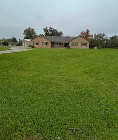 2524 B And B, Merced, California 95348