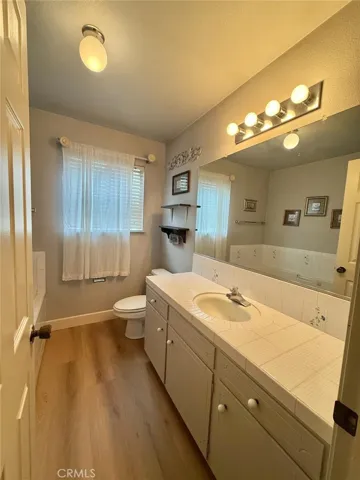 2524 B And B, Merced, California 95348