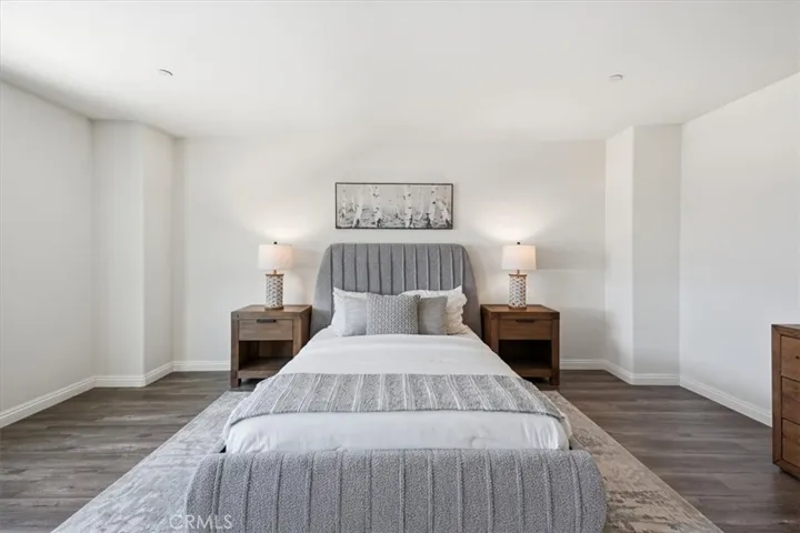 11062 Ilama Court, Corona, California 92883