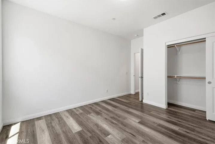 11062 Ilama Court, Corona, California 92883