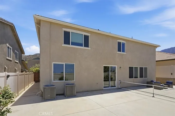 11062 Ilama Court, Corona, California 92883