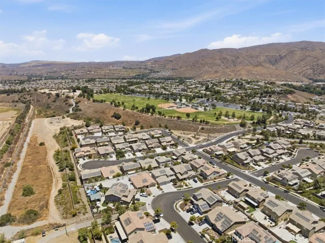 11062 Ilama Court, Corona, California 92883