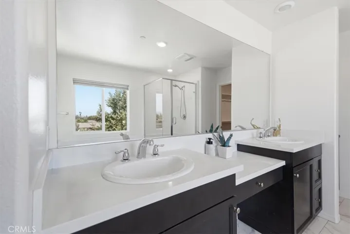 11062 Ilama Court, Corona, California 92883