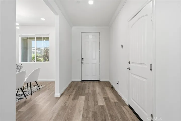 11062 Ilama Court, Corona, California 92883