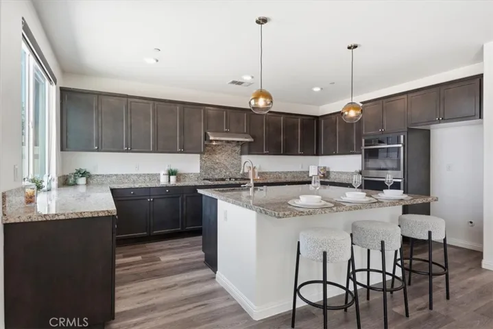 11062 Ilama Court, Corona, California 92883