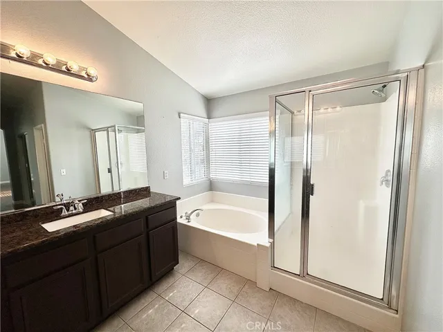 7407 Carrollton Place, Eastvale, California 92880