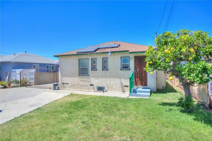 422 E. 139th Street, Los Angeles, California 90061