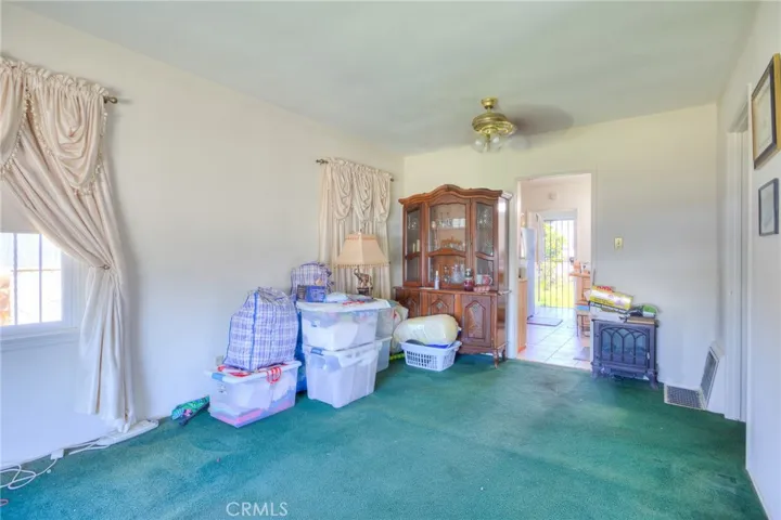 422 E. 139th Street, Los Angeles, California 90061
