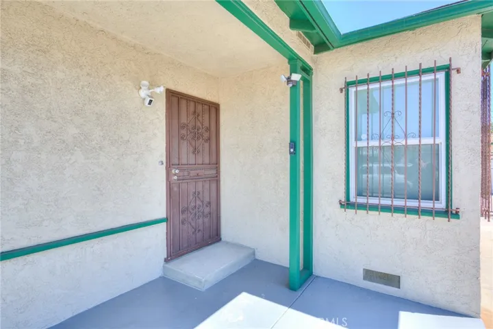 422 E. 139th Street, Los Angeles, California 90061